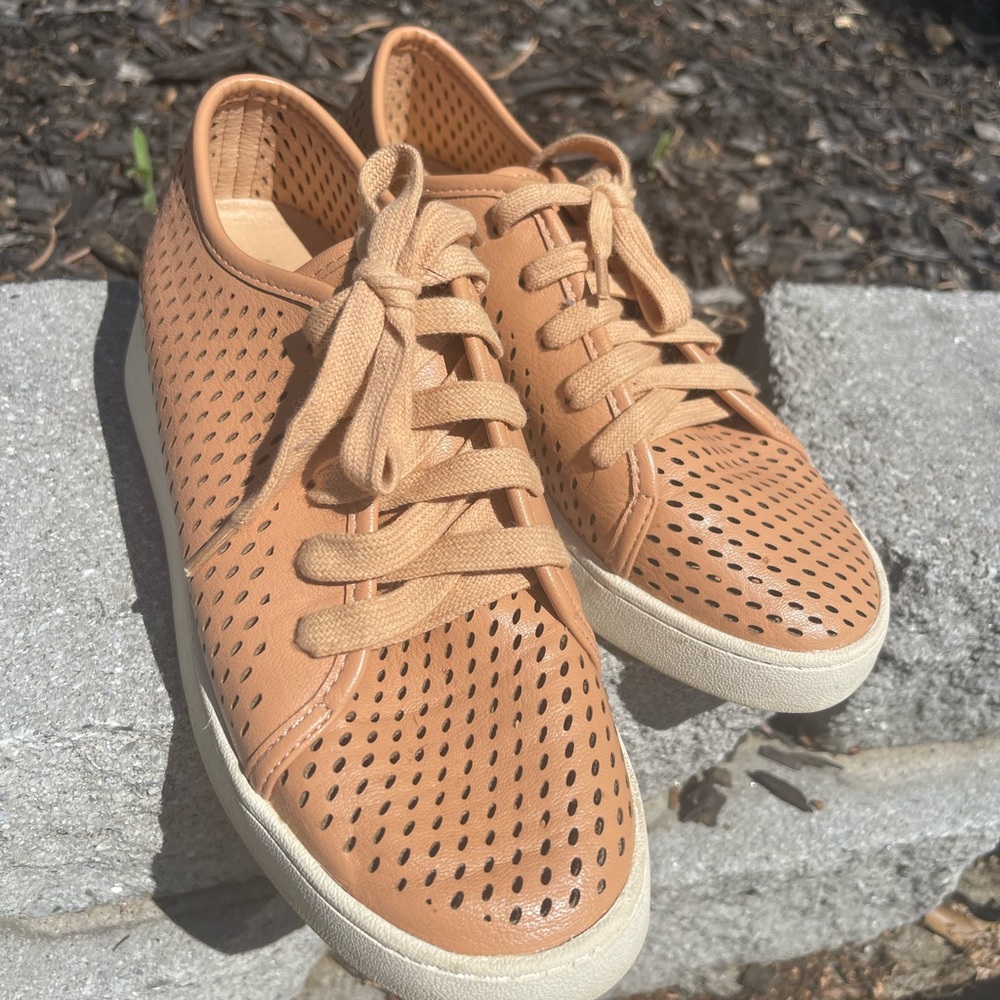 Vice sneakers